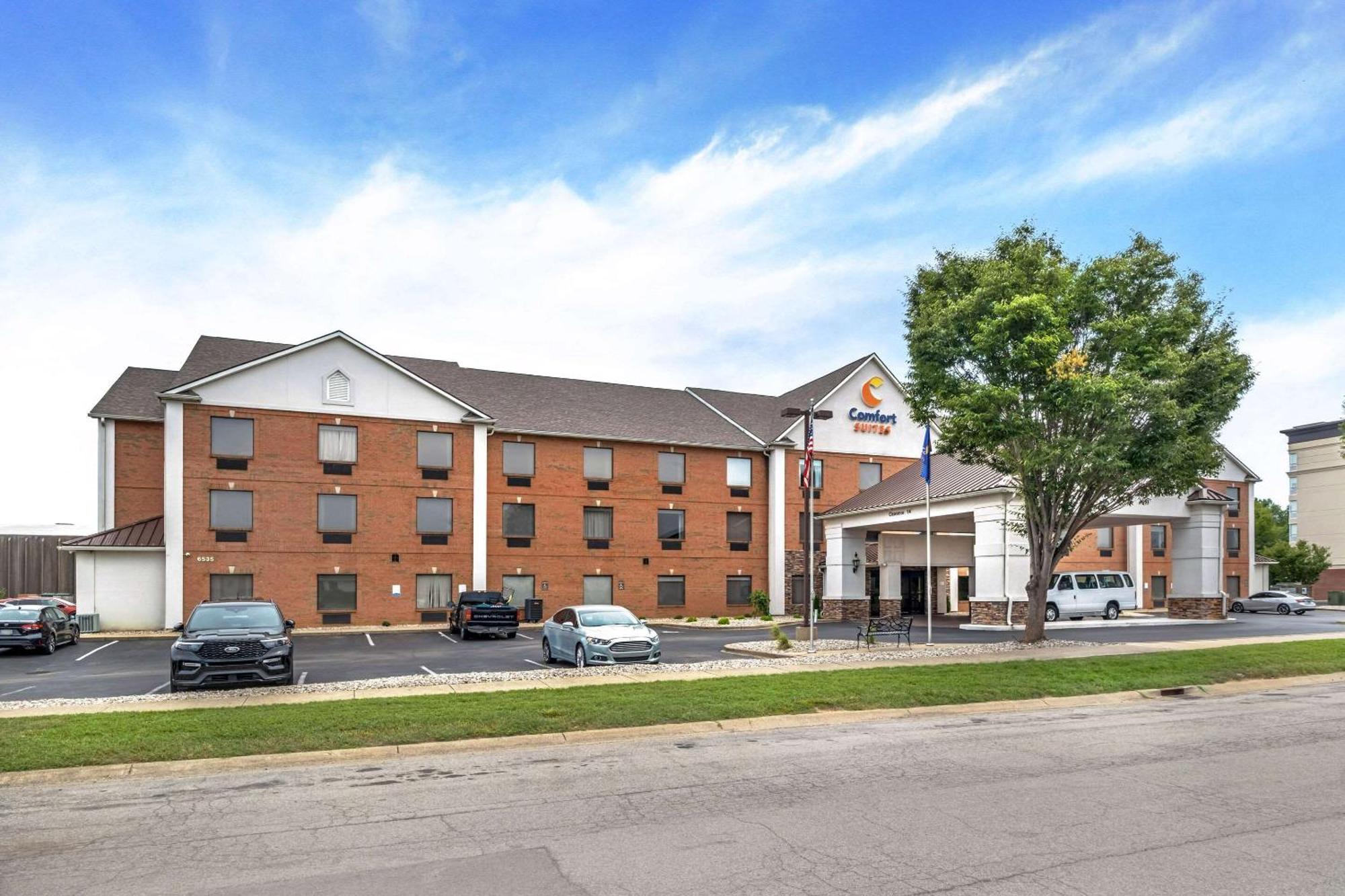 Comfort Suites Louisville Airport Екстер'єр фото