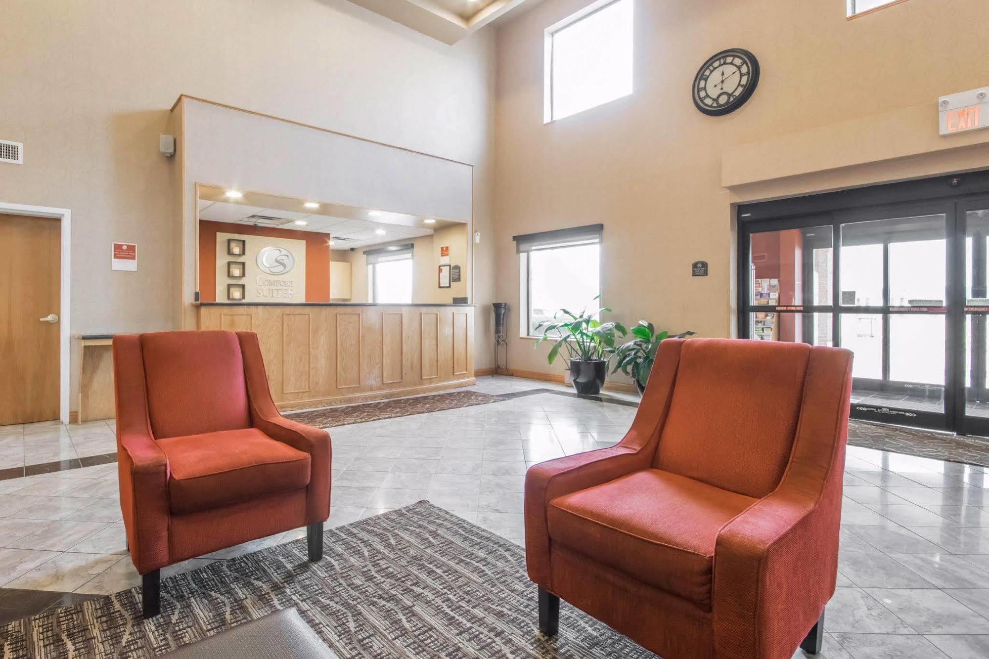 Comfort Suites Louisville Airport Екстер'єр фото